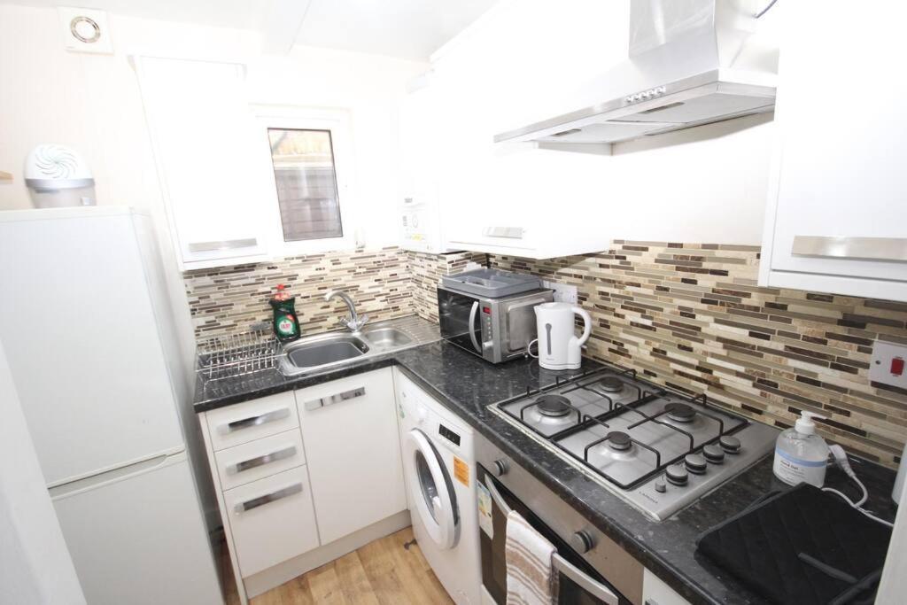Willesden Lodge Londra Dış mekan fotoğraf
